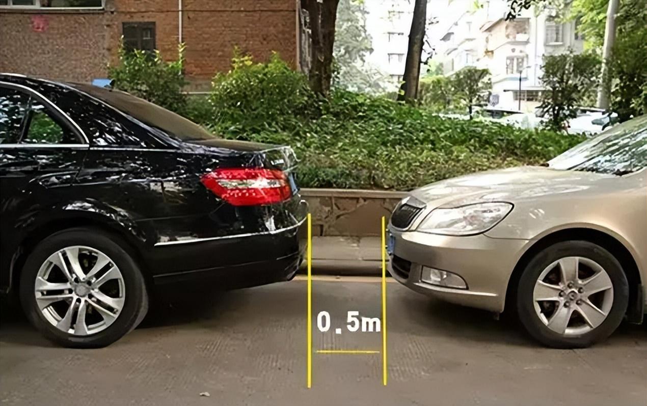 如何判断前后车距_判断前后车距的方法