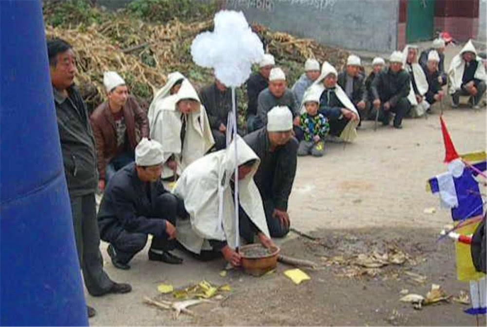 土葬凭什么会被火葬取代_原来是这样