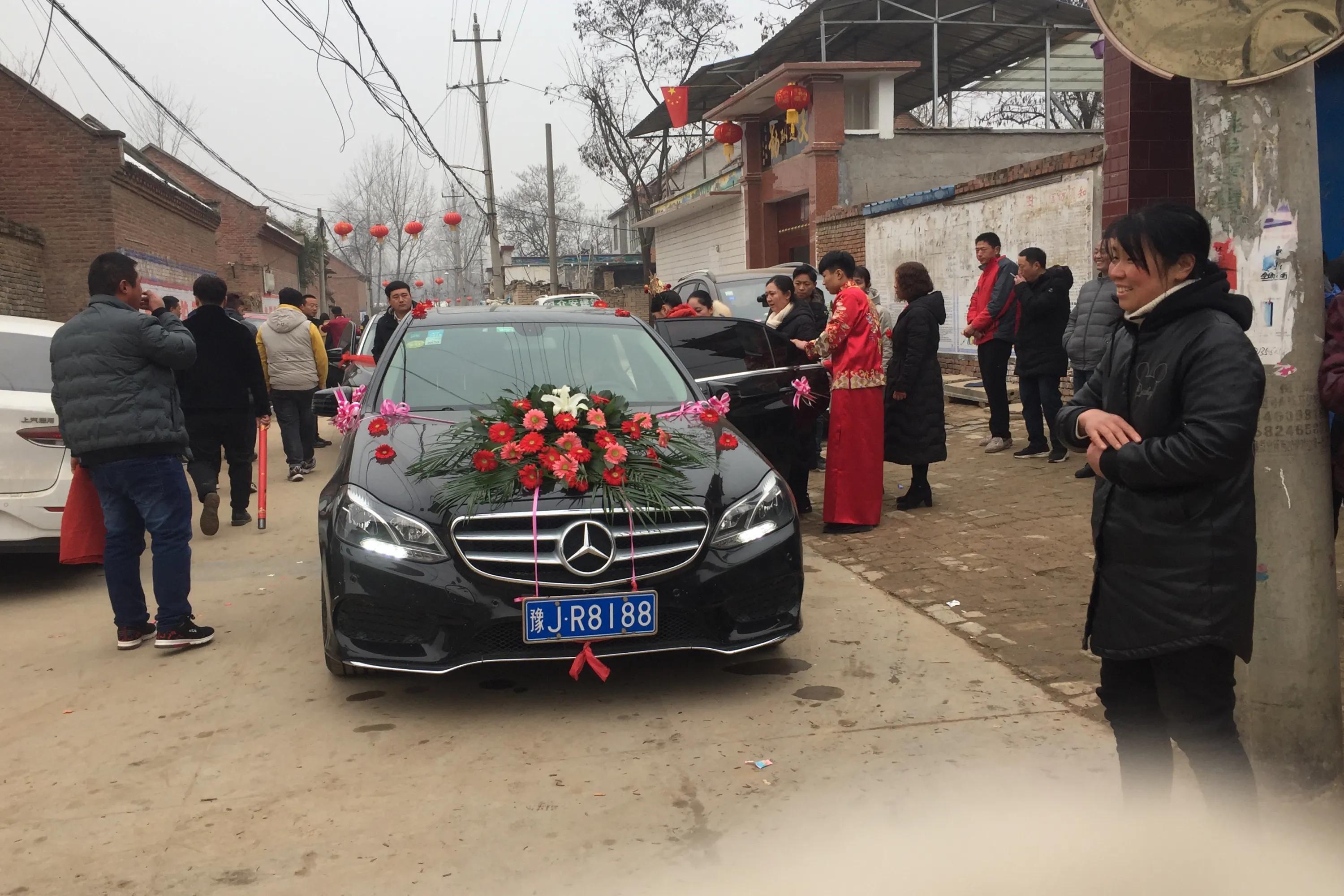 为何娶妻不娶嘟嘟嘴嫁汉不嫁翘翘腿_有什么说法