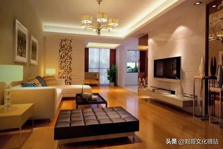 为什么说床头挂三物灾多又难富_有什么讲究