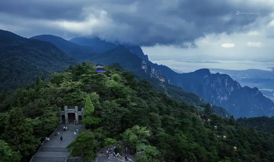 国内最值得去的景点有哪些_国内最值得去的旅游景点推荐