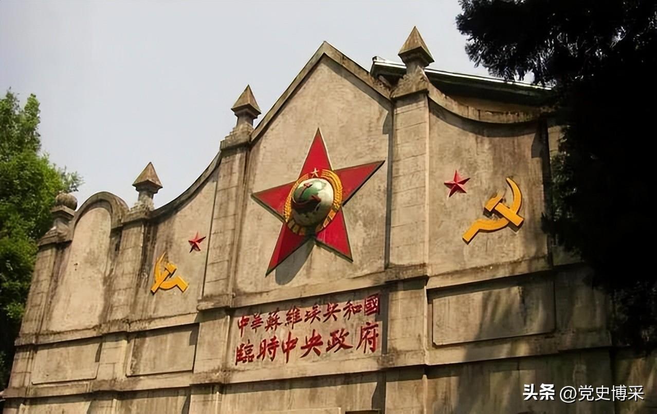 张云逸简历_张云逸生平经历