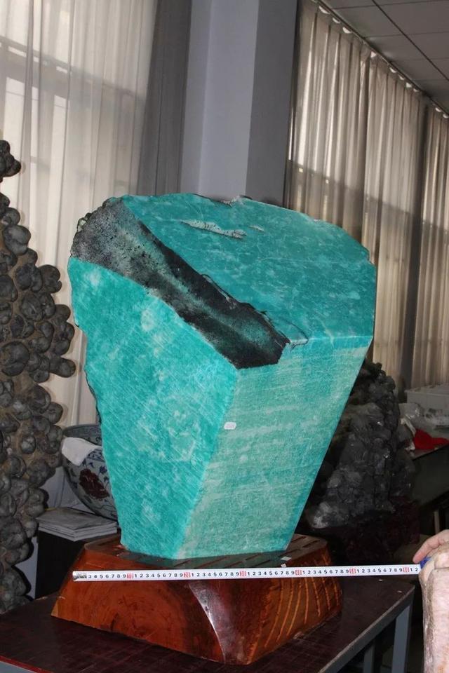 天青石是青金石吗_天青石是如何形成的