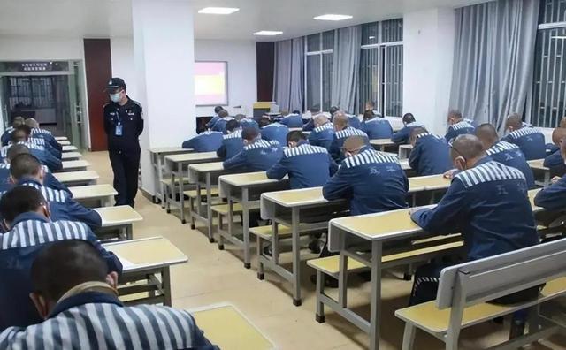 无期徒刑的人每天怎么度过的_你知道吗