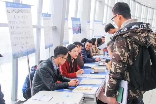 一类人可以加薪吗_政策来了