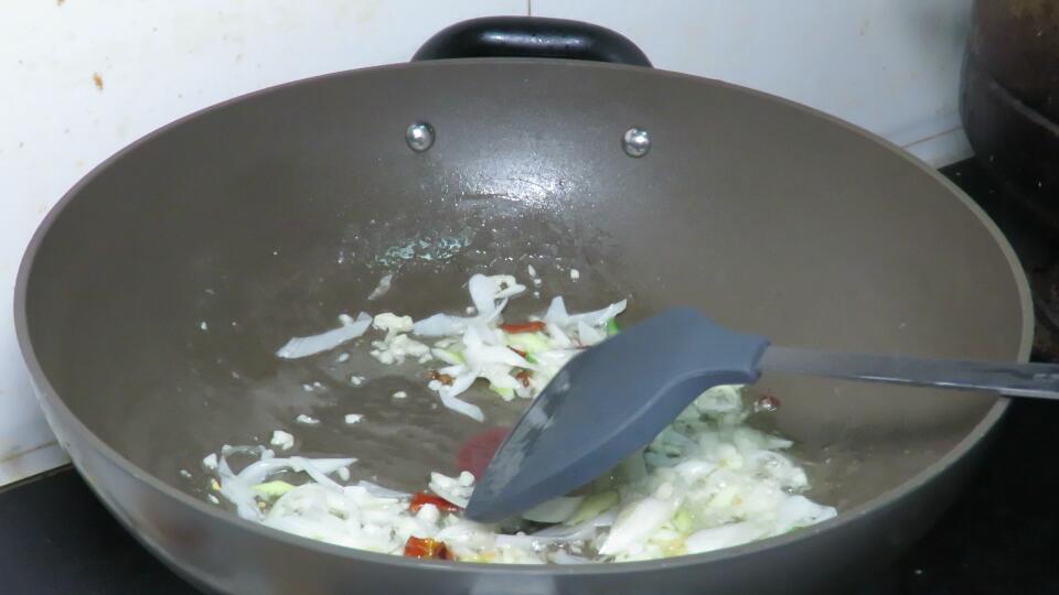 黄豆芽怎么做_黄豆芽的做法教程