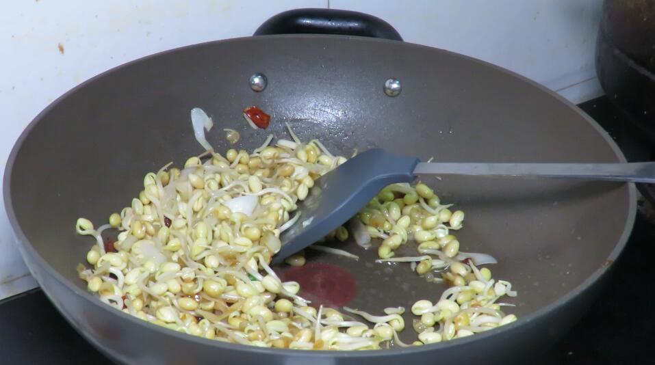黄豆芽怎么做_黄豆芽的做法教程