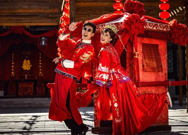女人结婚当天晚上是如何度过的_你怎么看