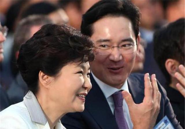 朴槿惠是谁_朴槿惠的一生