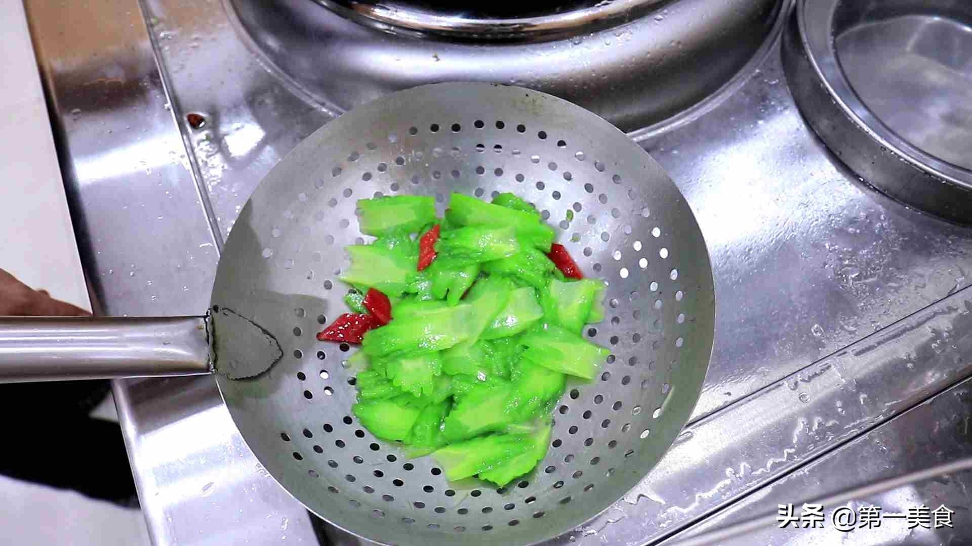 苦瓜怎么做不苦_苦瓜的做法教程