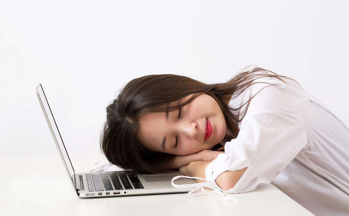 熬夜的危害有哪些_熬夜的危害和影响