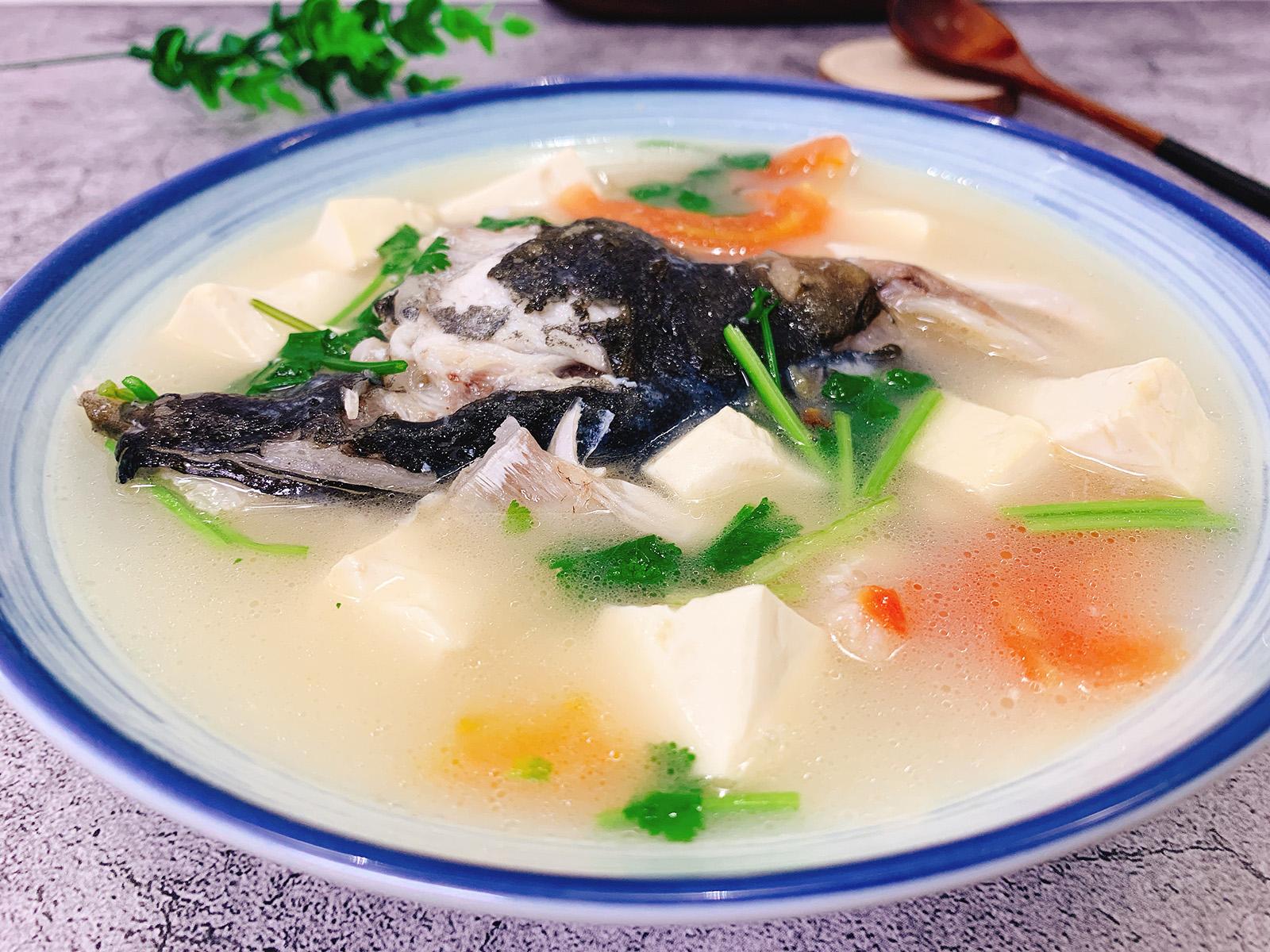 鱼头豆腐汤怎么做_鱼头豆腐汤的做法_邱邱的厨房日记_豆果美食