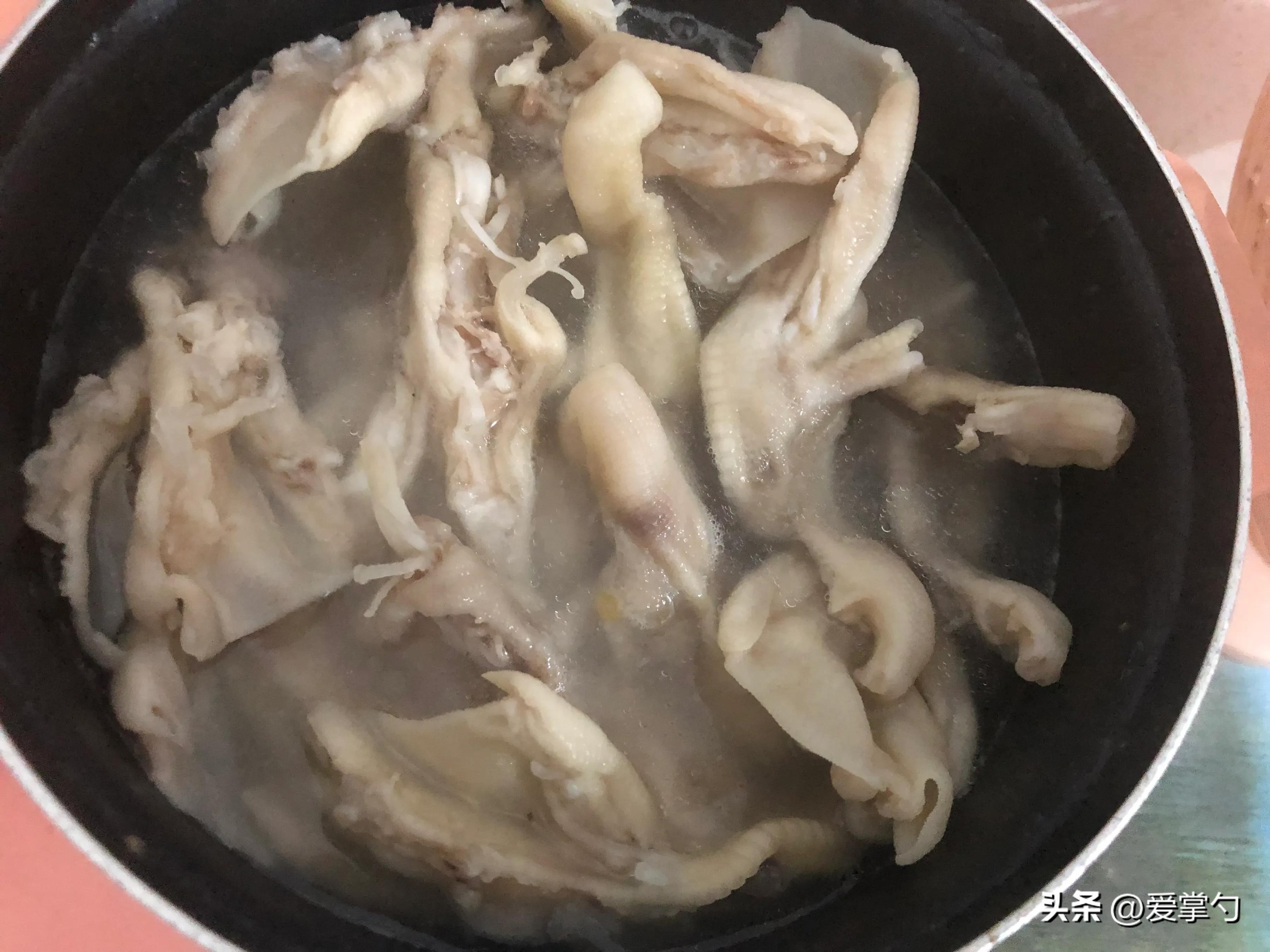 无骨鸭掌怎么做_无骨鸭掌的做法教程