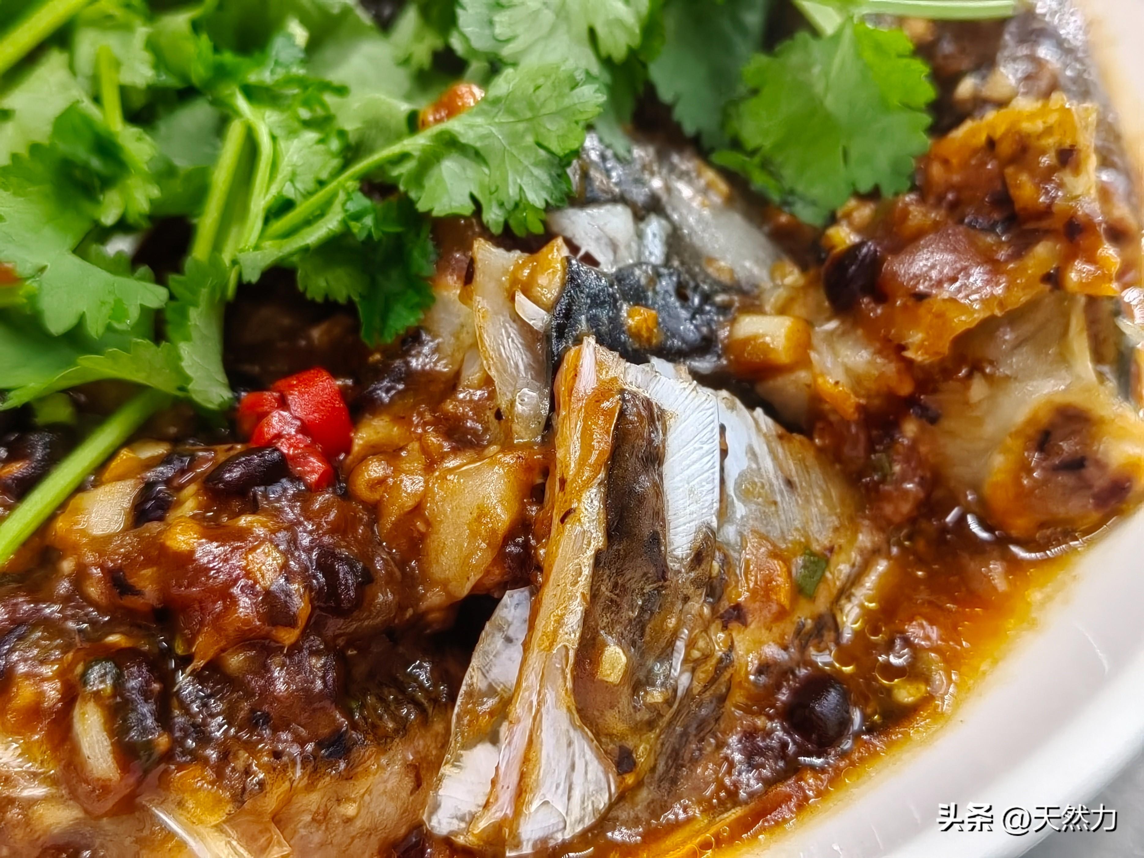 豉汁蒸鱼头怎么做_豉汁蒸鱼头的做法教程
