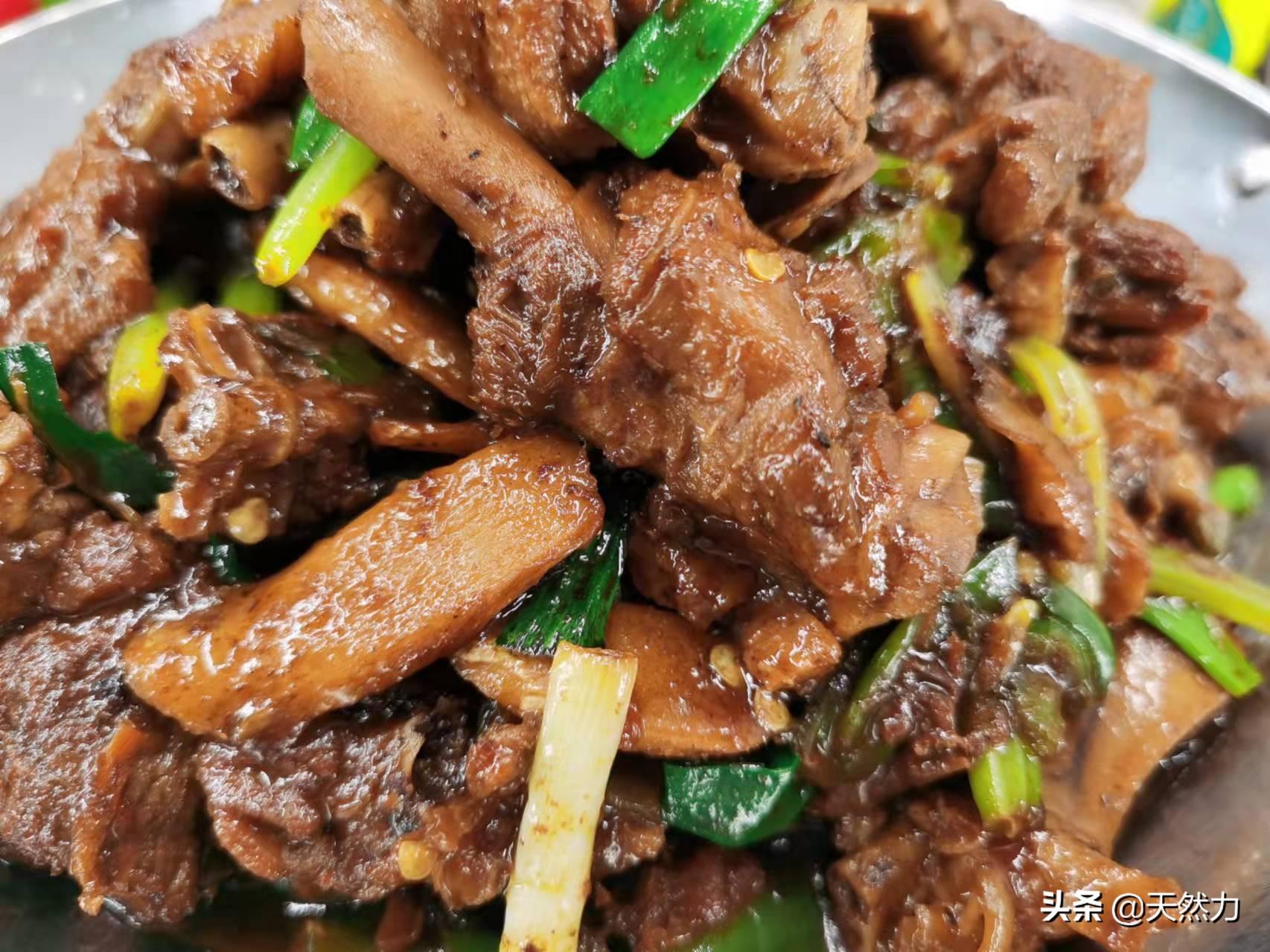 干锅鸭怎么做_干锅鸭的传统做法