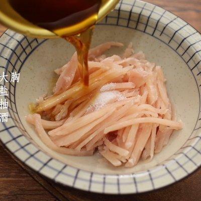 鱼香鸡丝怎么炒_鱼香鸡丝的做法教程