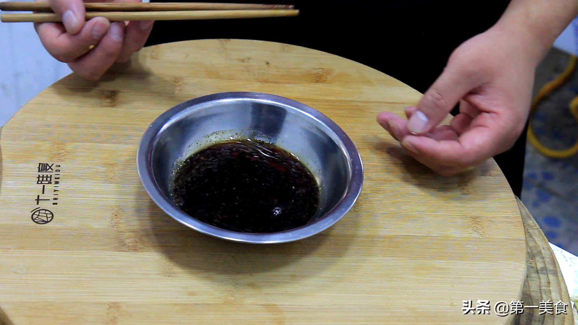 清蒸鲈鱼怎么做_清蒸鲈鱼的美味做法