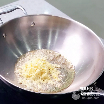 蒜蓉粉丝金针菇怎么做_蒜蓉粉丝金针菇的做法