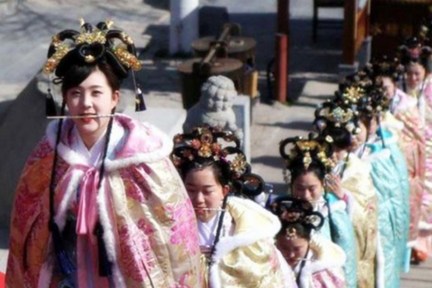 古代帝王如何临幸嫔妃_古代帝王临幸嫔妃的方式