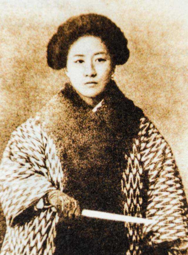 民国有四大才女_你知道是谁吗