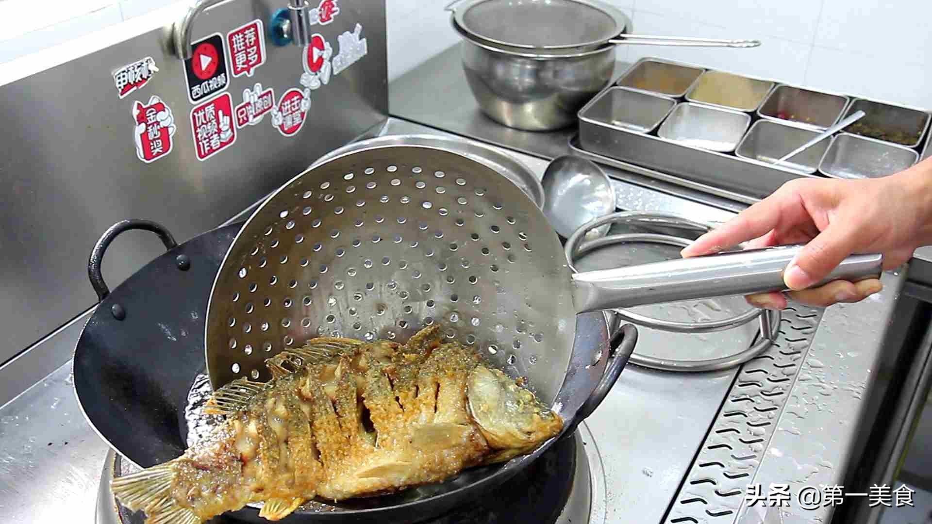 红烧鱼怎么做_红烧鱼的做法教程