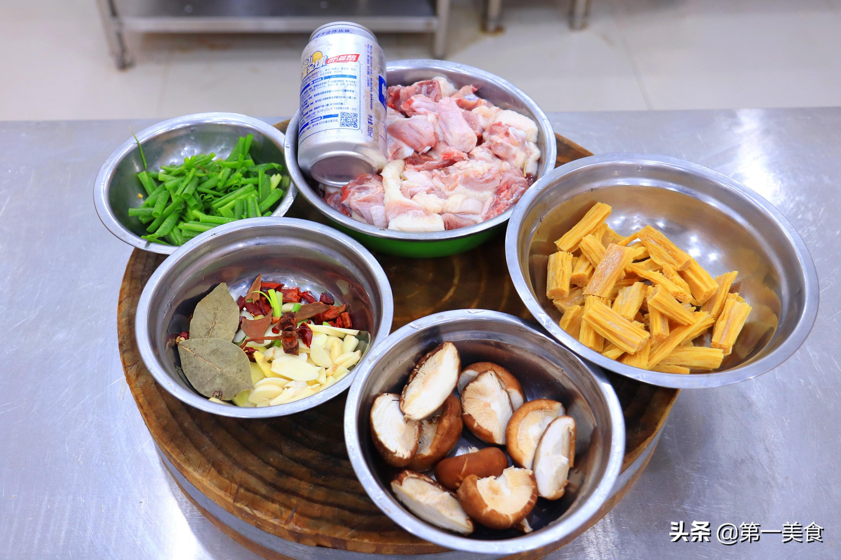 腐竹焖鸭怎么做_腐竹焖鸭的做法教程