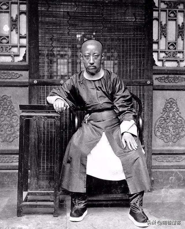 一字并肩王是多大的官_看完就知道了