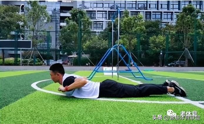 引体向上怎么练_引体向上的练习方法