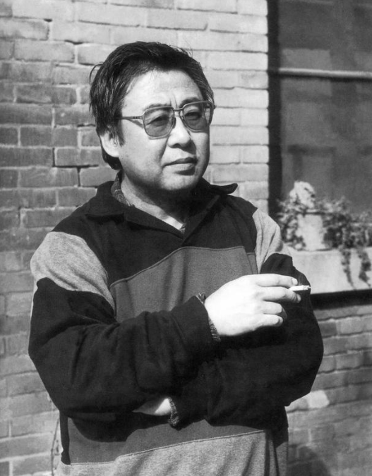 路遥是谁_路遥的一生经历