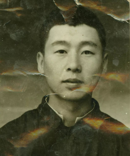 路遥是谁_路遥的一生经历