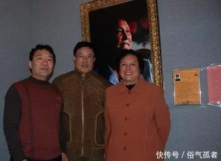 洪学智的妻子子女如何_洪学智的妻子子女后代状况
