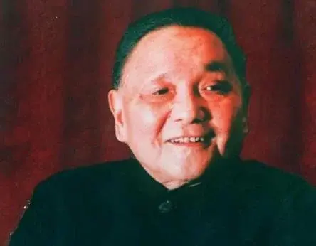 邓小平生命中重要的人是谁_有几个