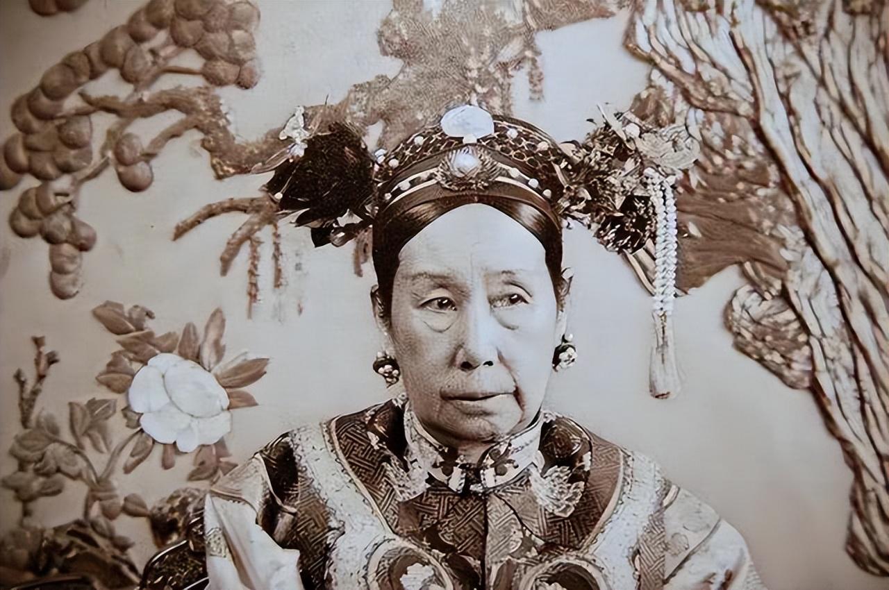 清朝的妃子很丑吗_一文揭晓答案