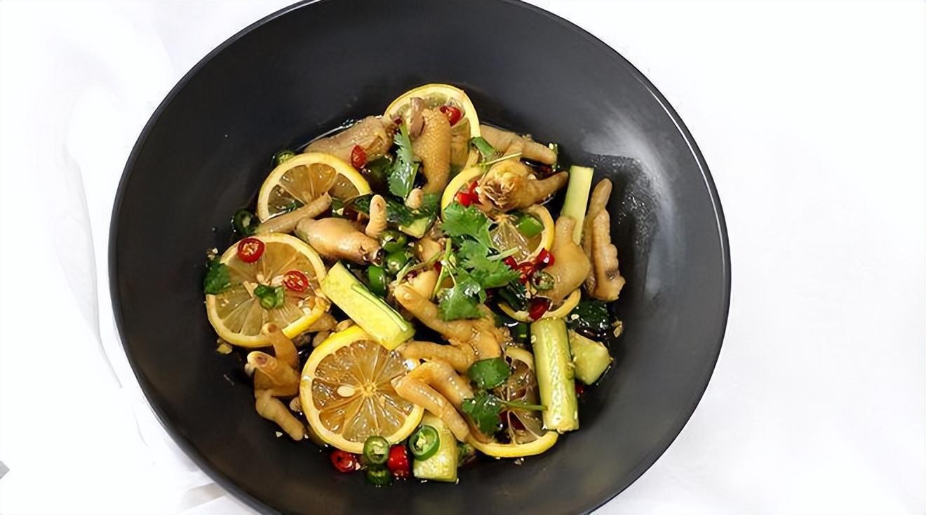 柠檬鸡爪的配料有哪些_柠檬鸡爪的制作配料