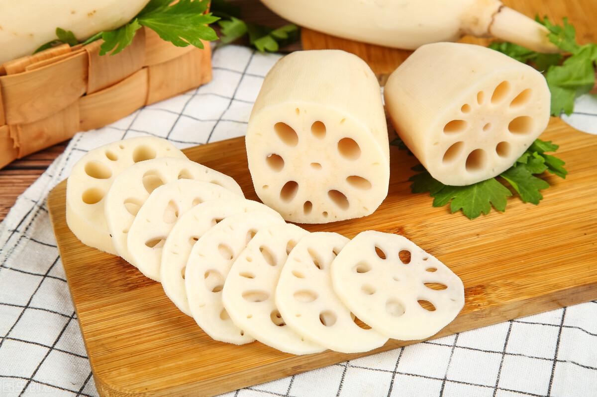 莲藕变黑了还能不能吃_莲藕怎么保存不变黑