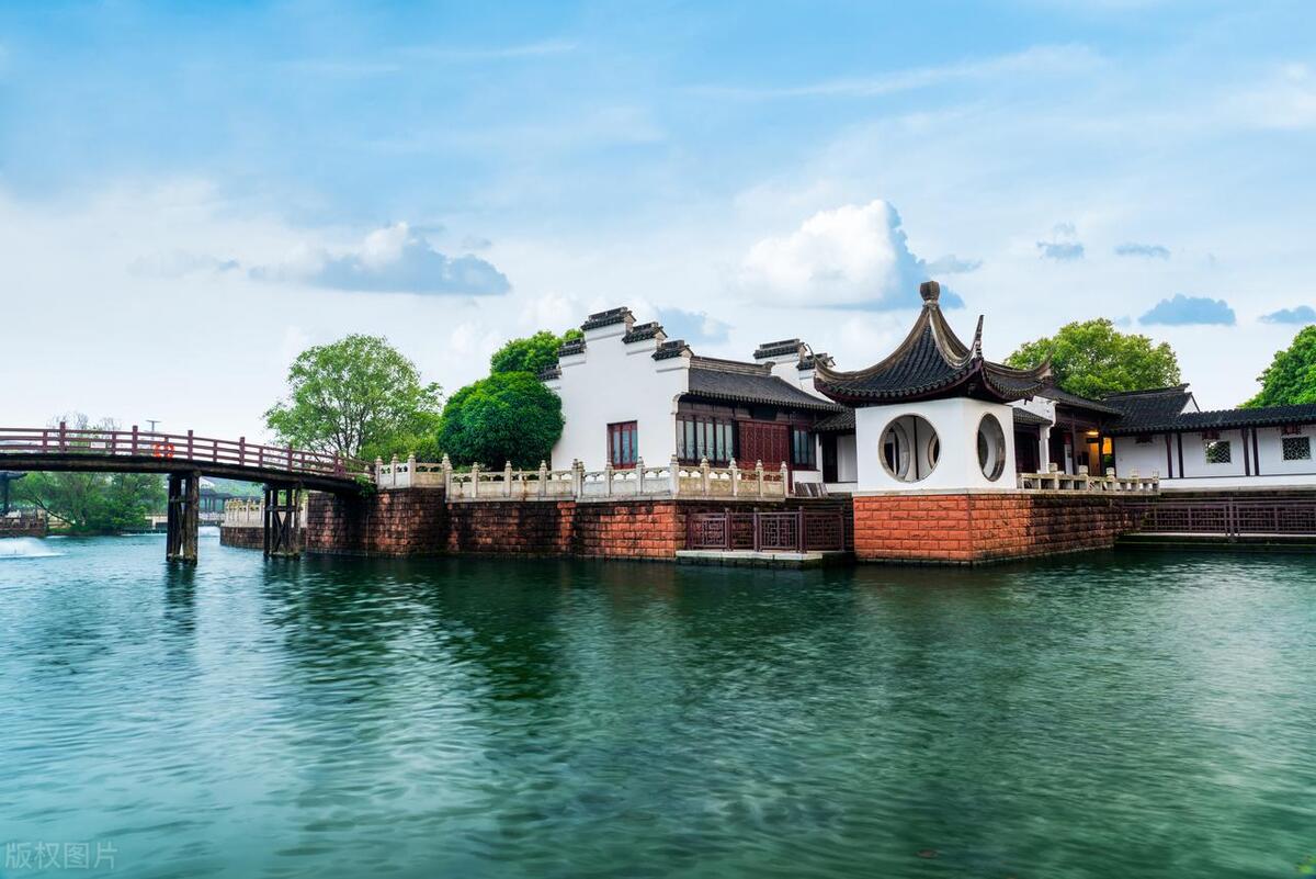 南昌旅游景点有哪些_南昌旅游必去十大景点