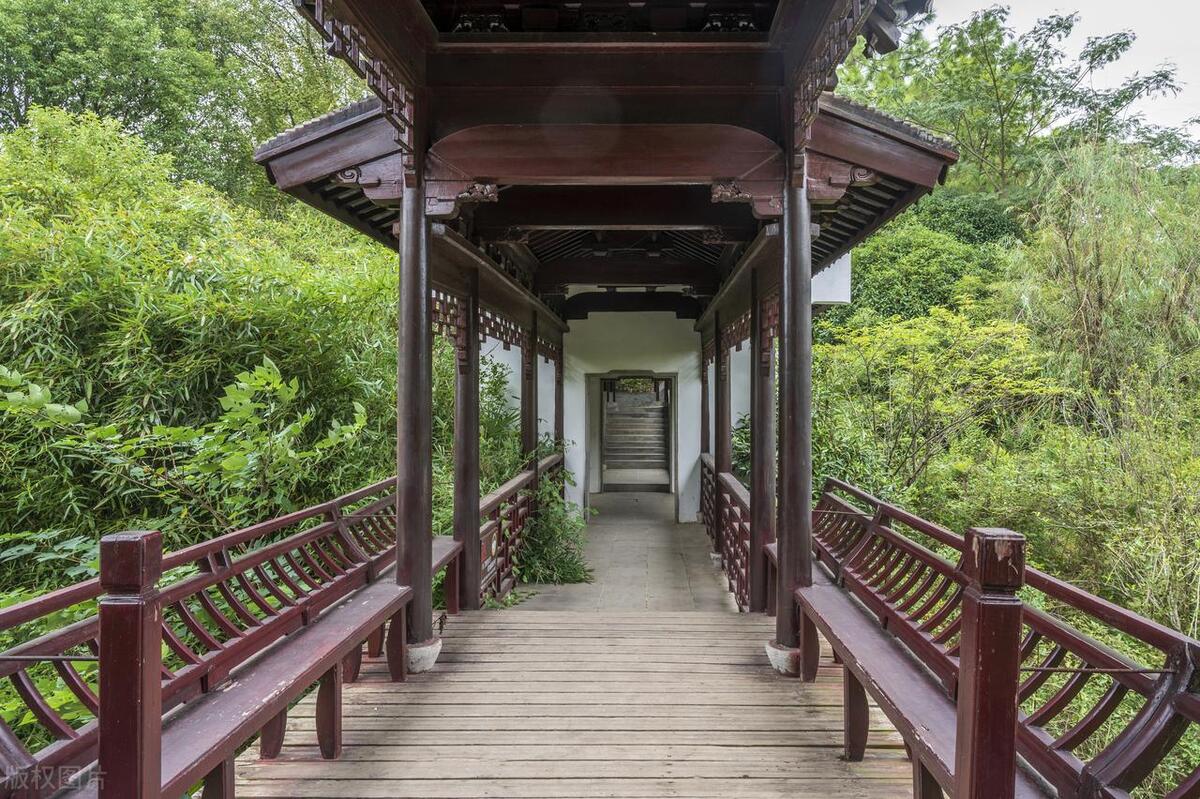 南昌旅游景点有哪些_南昌旅游必去十大景点
