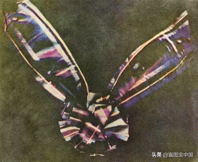 世界上第一台照像机谁发明的_照相机是哪国人发明的