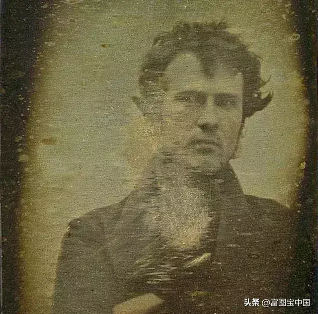世界上第一台照像机谁发明的_照相机是哪国人发明的