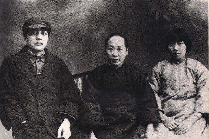 毛楚雄烈士是怎么牺牲的_毛楚雄牺牲在哪里
