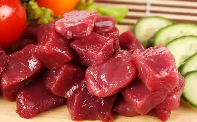 为什么有人更喜欢吃牛肉_吃牛肉要注意什么