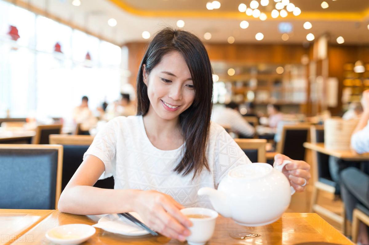 为什么成功人士爱喝茶_爱喝茶的人都是老板吗