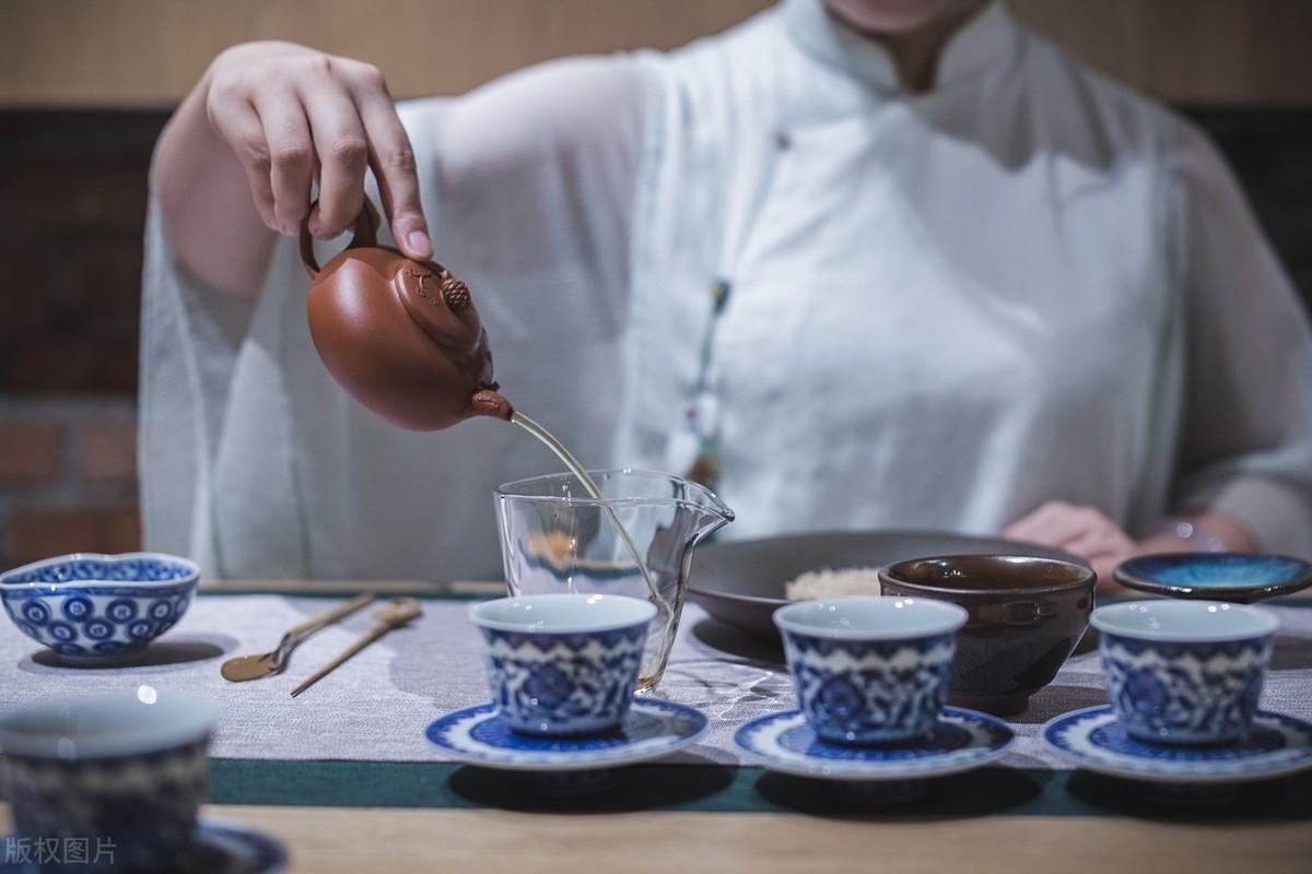 为什么成功人士爱喝茶_爱喝茶的人都是老板吗
