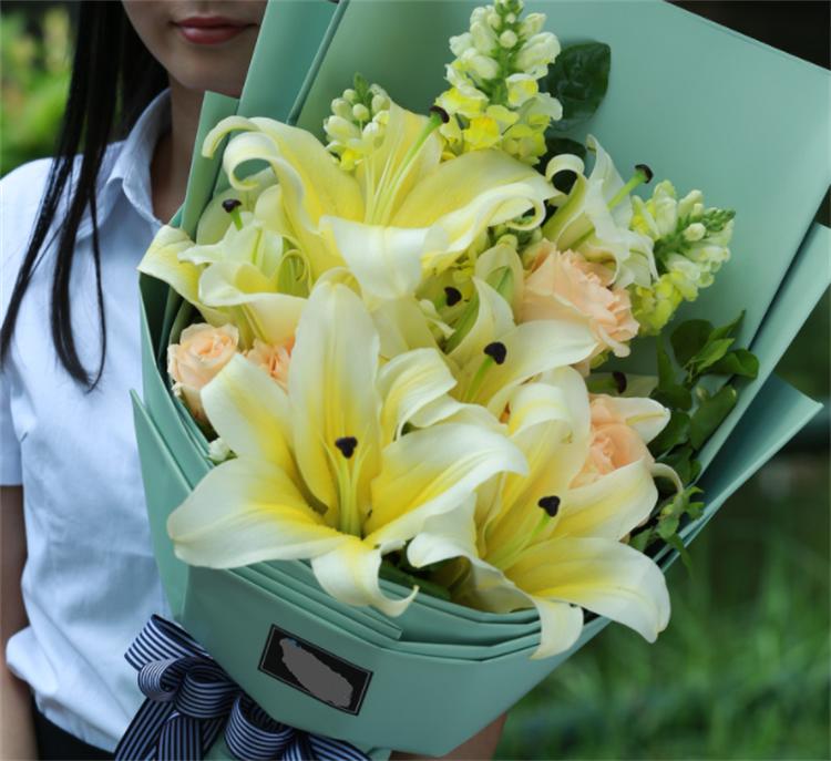 向女朋友道歉送什么花最好_你知道怎么送吗