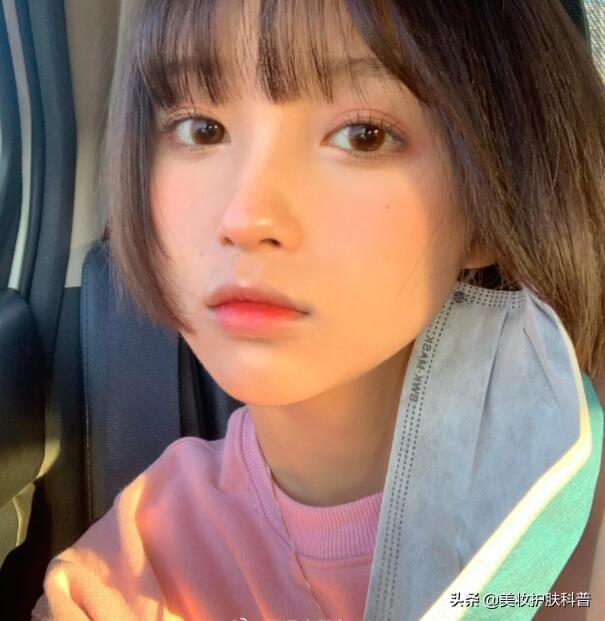 眼霜要洗吗_涂眼霜的禁忌