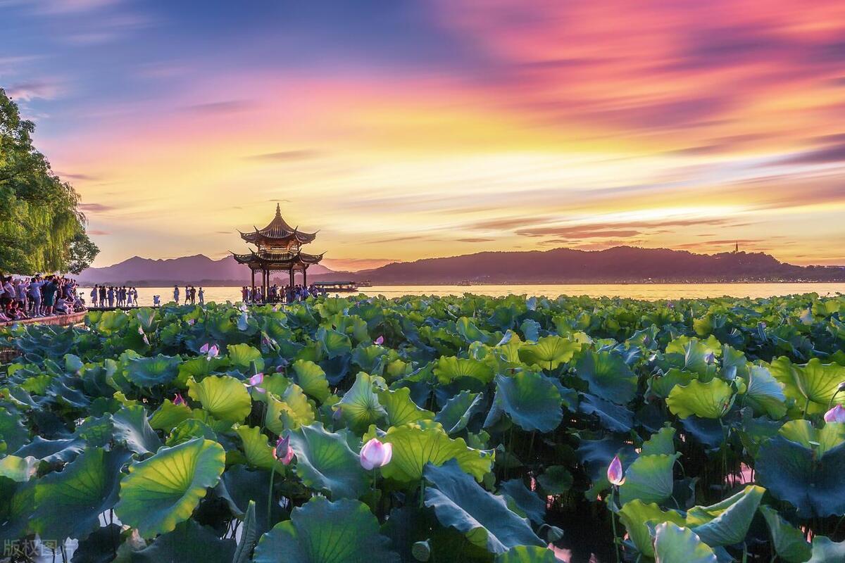 浙江旅游景点有哪些_浙江旅游必去十大景点