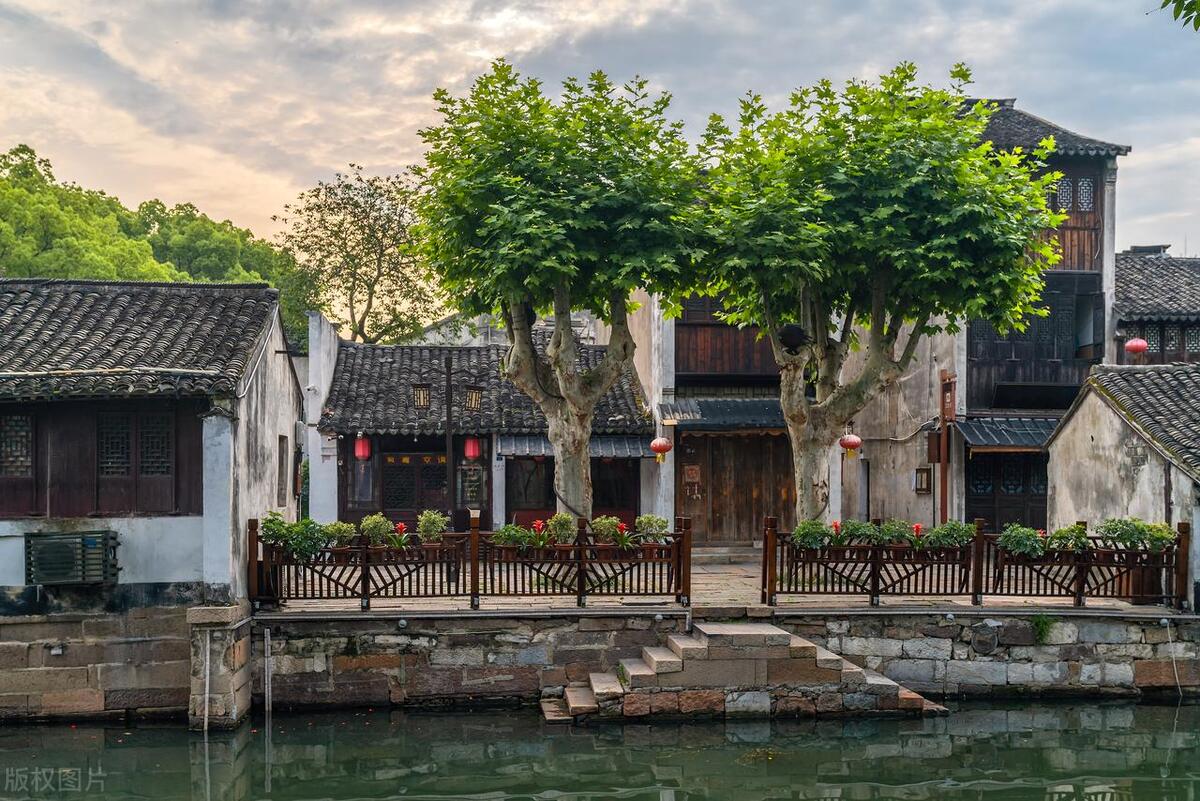浙江旅游景点有哪些_浙江旅游必去十大景点