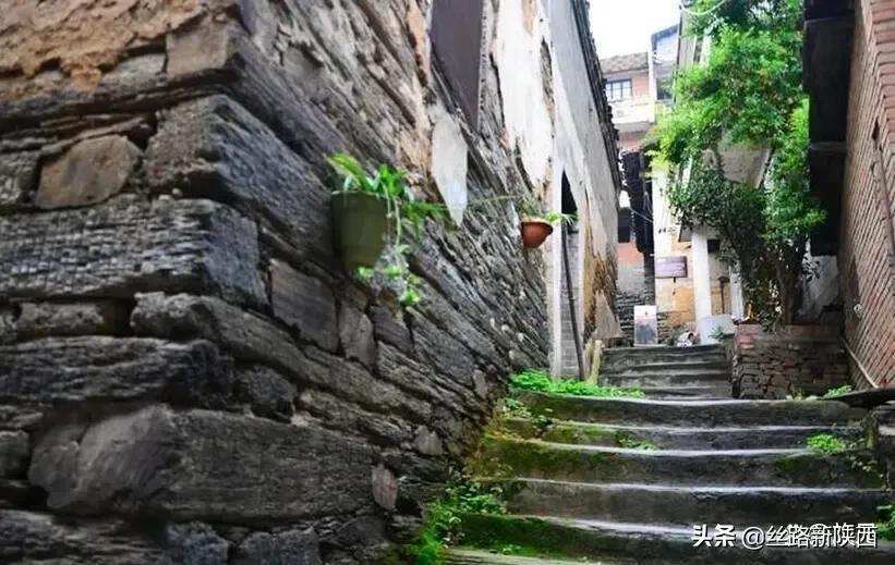 西安附近有什么古城_西安附近的名胜古迹