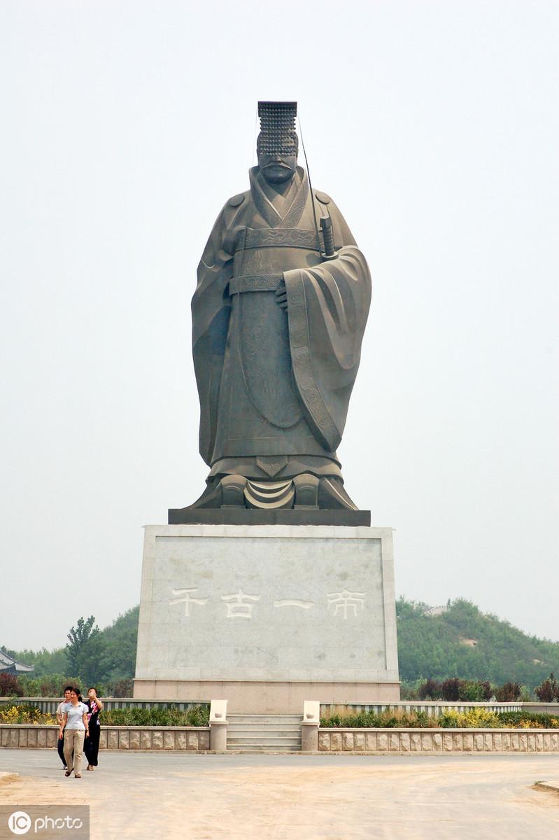 焚书坑儒的后果是什么_焚书坑儒的恶劣影响
