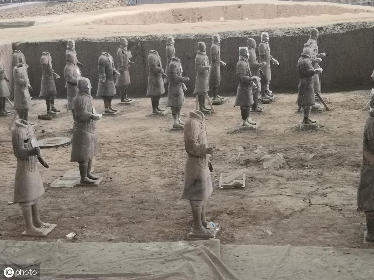 焚书坑儒的后果是什么_焚书坑儒的恶劣影响